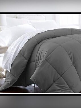Beckham Hotel Collection Full/Queen Down Alternative Comforter NWT